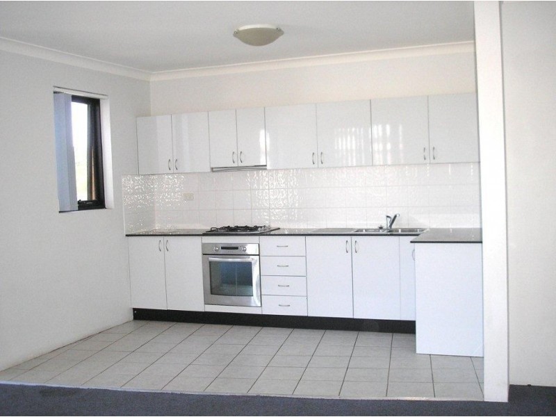 36/24-28 First Ave, Blacktown NSW 2148