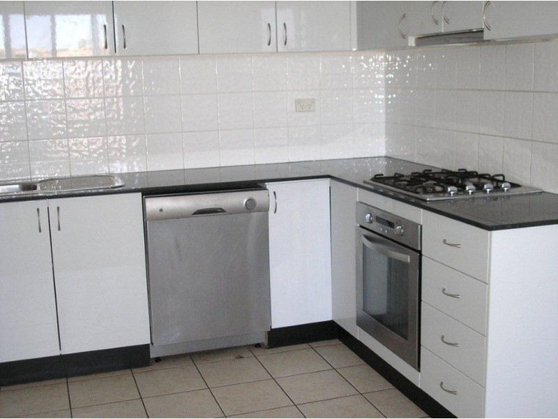 23/24-28 First Ave, Blacktown NSW 2148