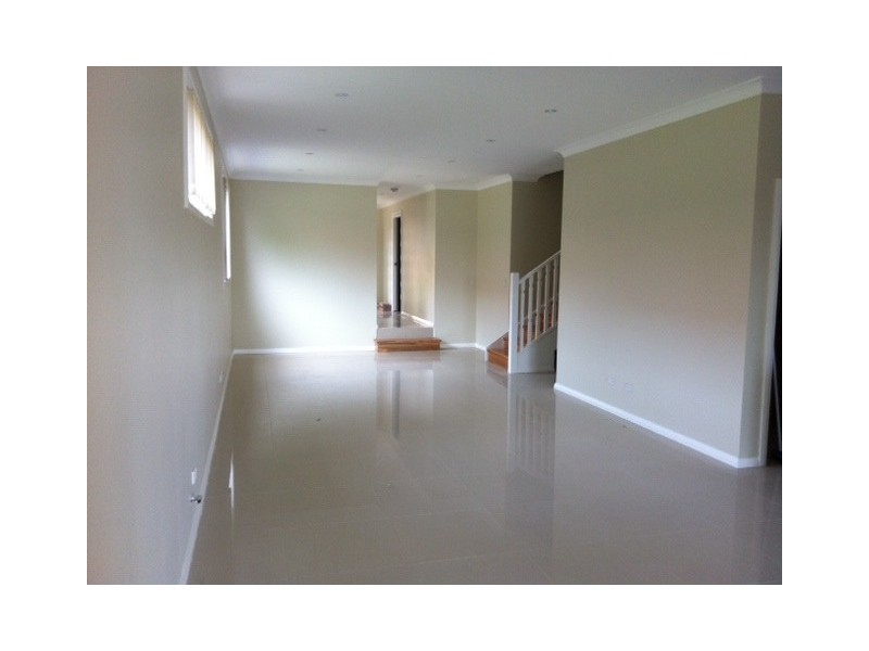 21 Hampden Rd, South Wentworthville NSW 2145