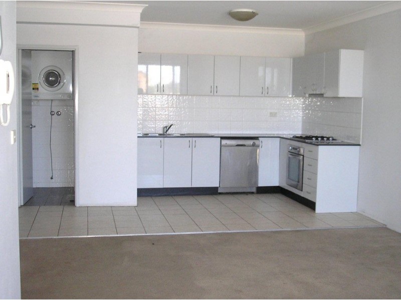 15/24-28 First Ave, Blacktown NSW 2148