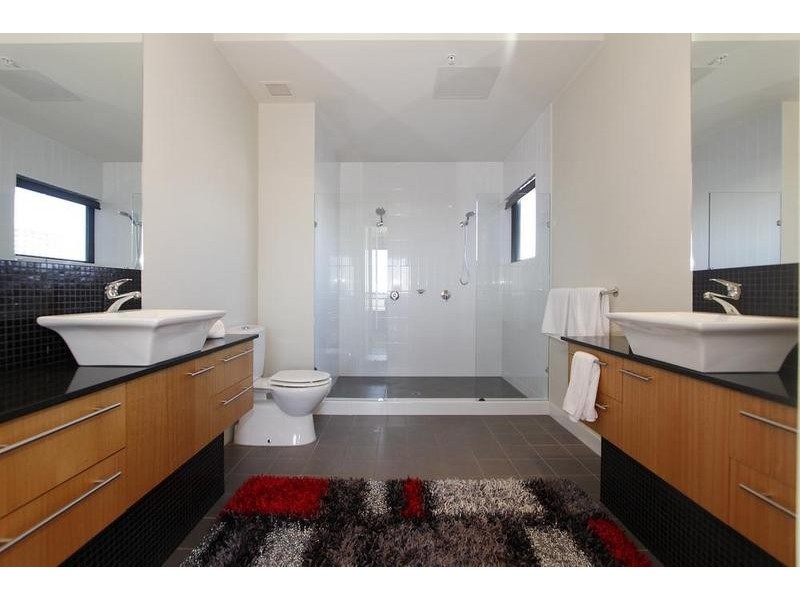 251 Hay St, East Perth WA 6004