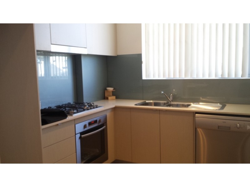 10/108 James Ruse Drive, Rosehill NSW 2142