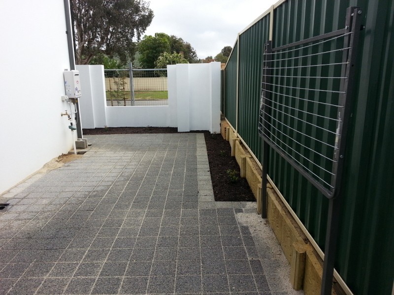 13 Spring Avenue, Midland WA 6056