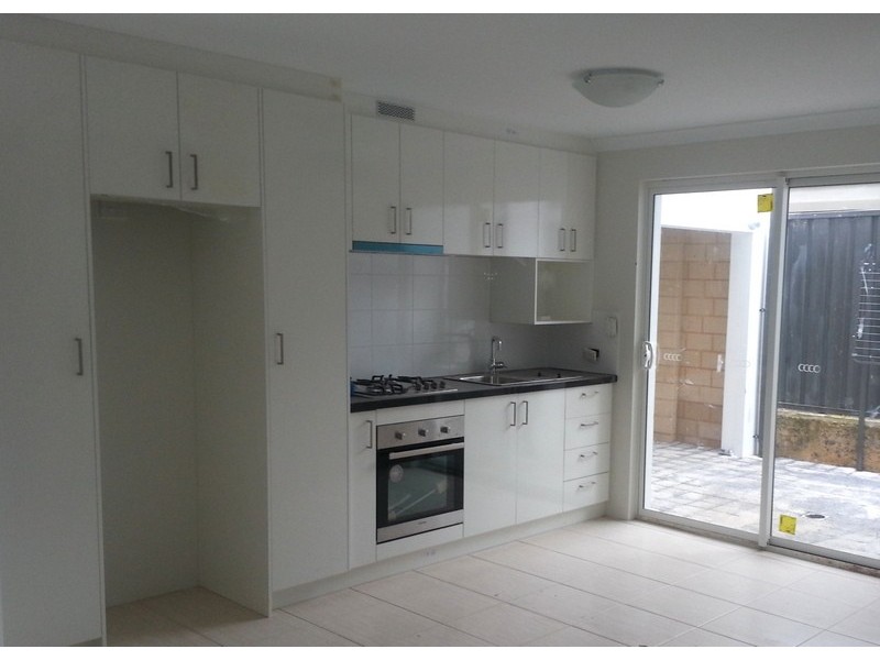 21 Wroxton Street, Midland WA 6056