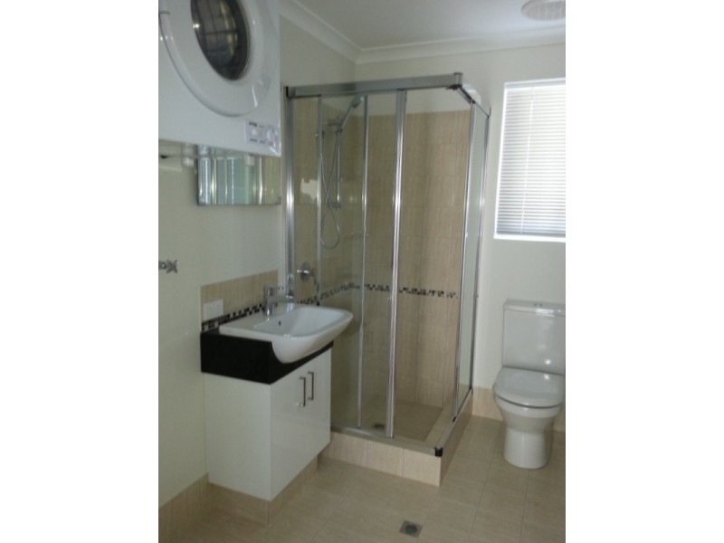 21 Wroxton Street, Midland WA 6056