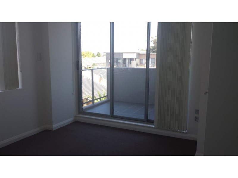 60/108 James Ruse Drive, Rosehill NSW 2142