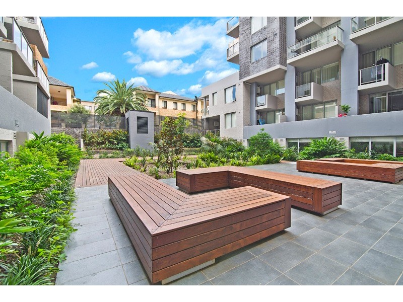 60/108 James Ruse Drive, Rosehill NSW 2142