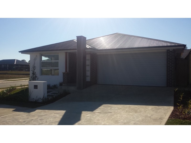 10 Tulloch Road, Catherine Field NSW 2557