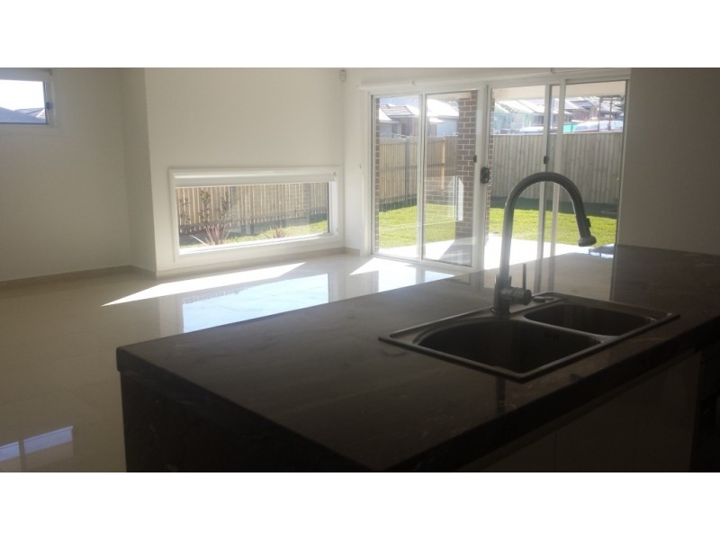 10 Tulloch Road, Catherine Field NSW 2557