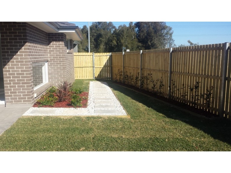 10 Tulloch Road, Gregory Hills NSW 2557