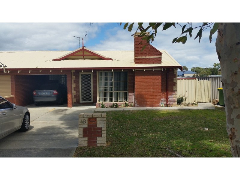 4B Boolardy Road, Golden Bay WA 6174