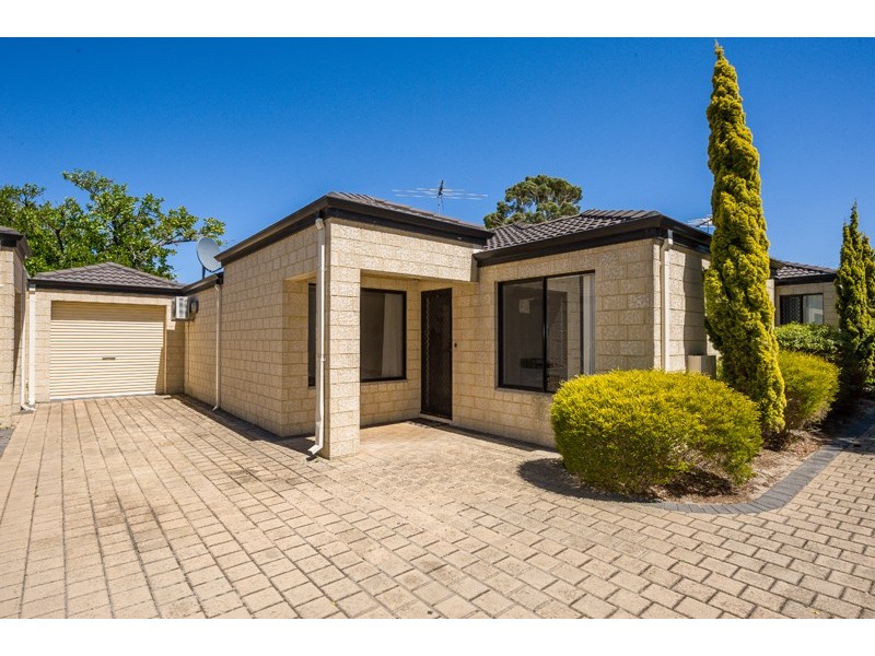 2/21 Narrung Way, Nollamara WA 6061