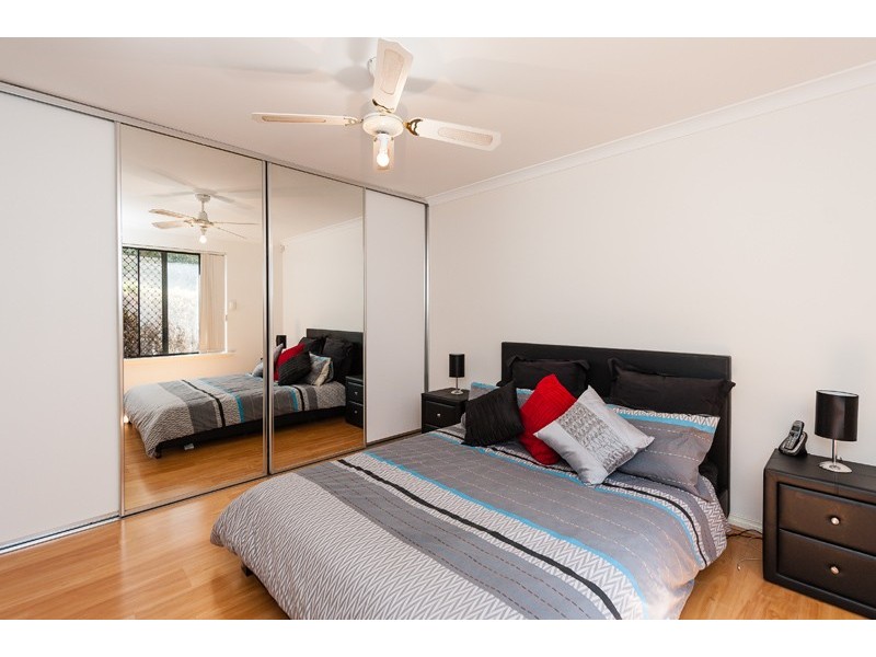 2/21 Narrung Way, Nollamara WA 6061