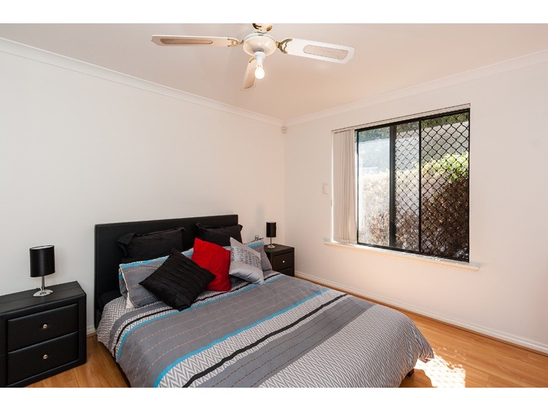 2/21 Narrung Way, Nollamara WA 6061