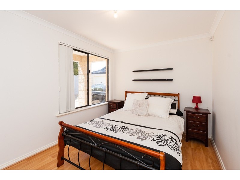 2/21 Narrung Way, Nollamara WA 6061