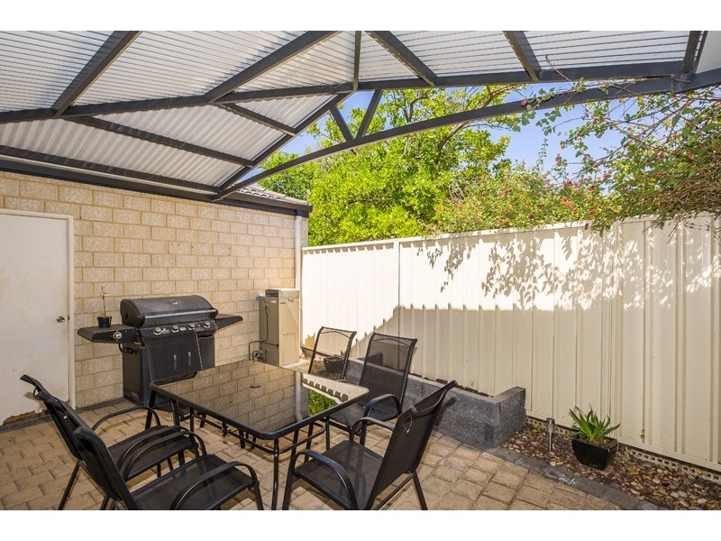 2/21 Narrung Way, Nollamara WA 6061