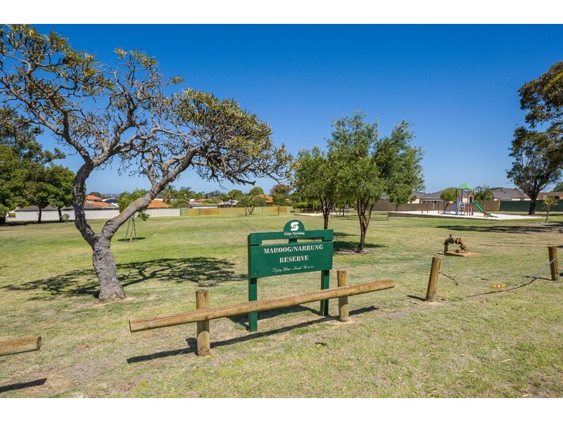 2/21 Narrung Way, Nollamara WA 6061