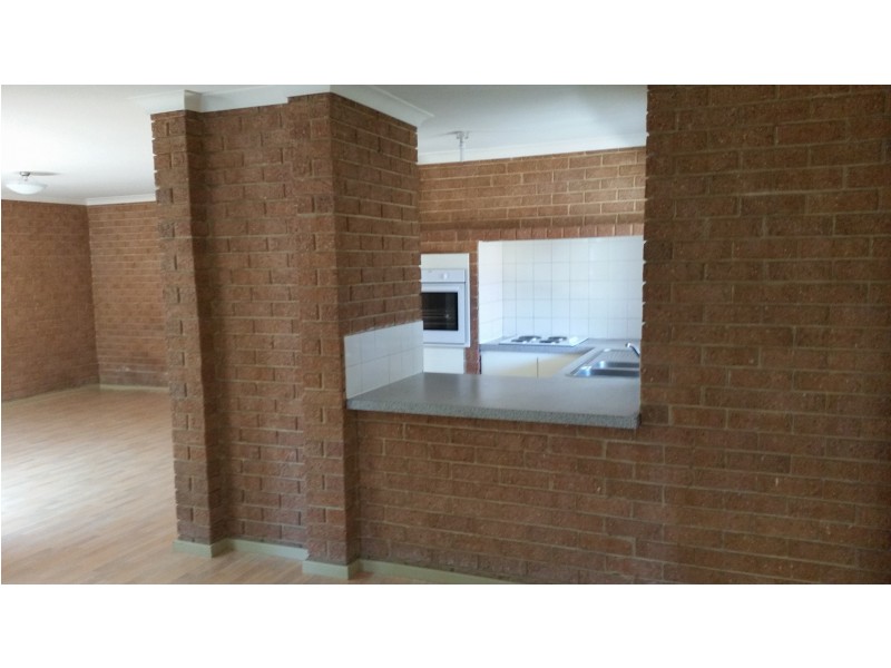 4b Boolardy Road, Golden Bay WA 6174