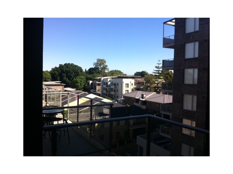 32/108 James Ruse Drive, Rosehill NSW 2142