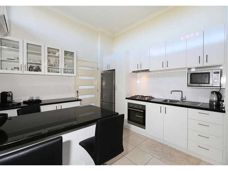 21 Wroxton Street, Midland WA 6056