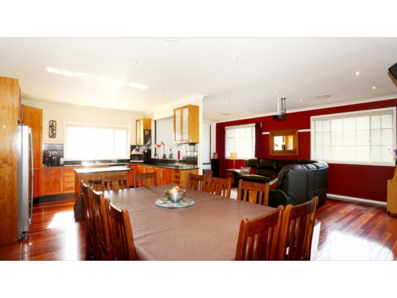 12B Gleeson Ave, Condell Park NSW 2200