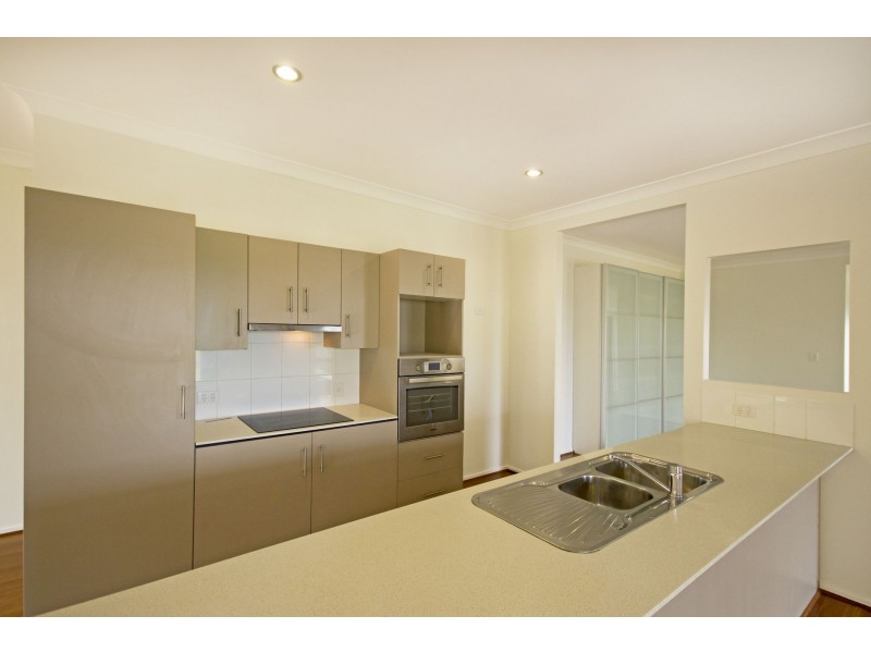 4 Greenhills Esplanade, Maleny QLD 4552