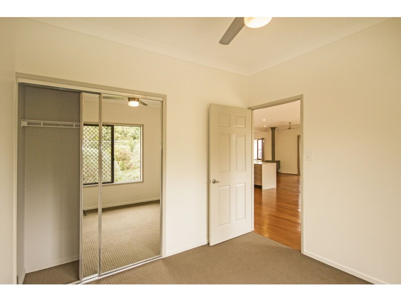 4 Greenhills Esplanade, Maleny QLD 4552