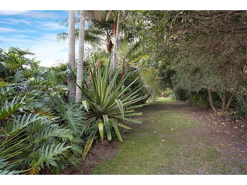 63 Pinelands Drive, Beerwah QLD 4519