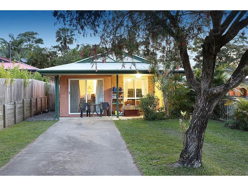 40 Jones Street, Mooloolah Valley QLD 4553