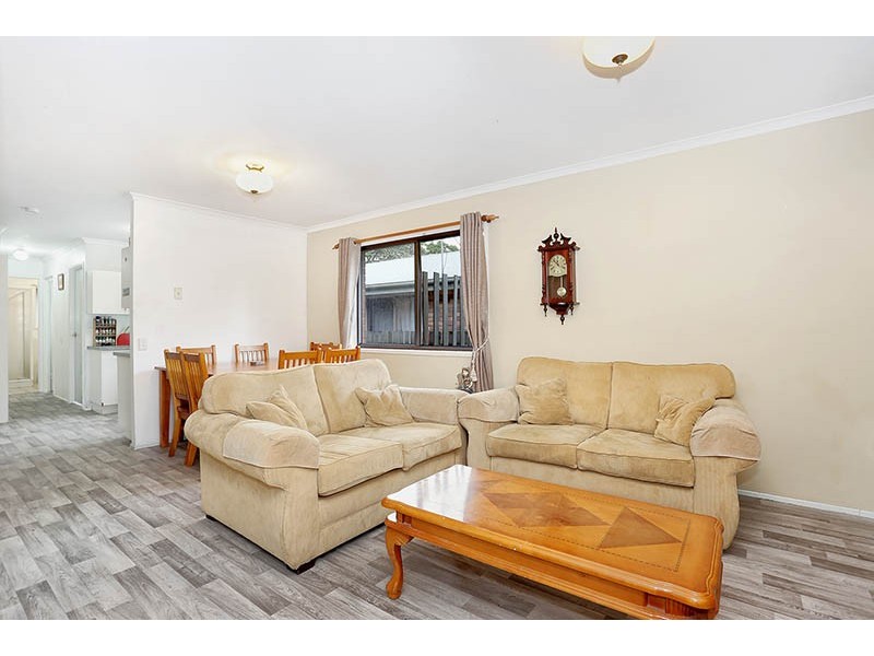 40 Jones Street, Mooloolah Valley QLD 4553