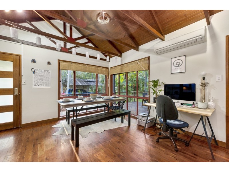 2 Annie Street, Landsborough QLD 4550