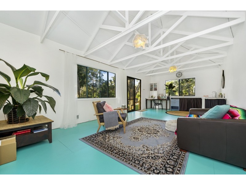 2 Annie Street, Landsborough QLD 4550