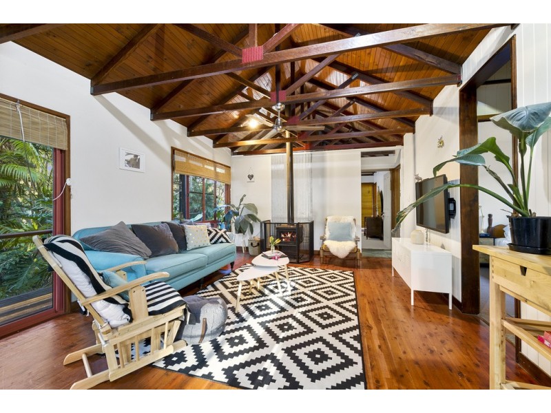 2 Annie Street, Landsborough QLD 4550