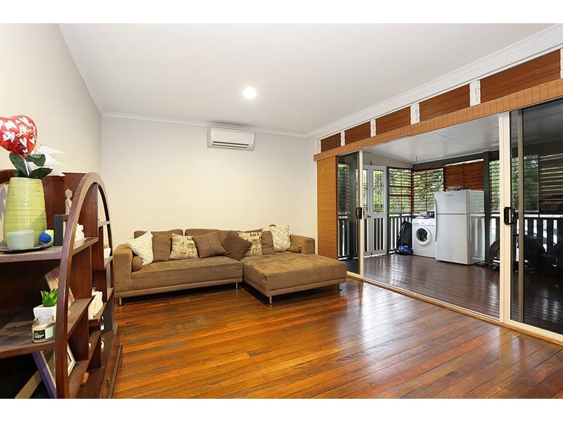 21 Old Landsborough Rd, Beerwah QLD 4519