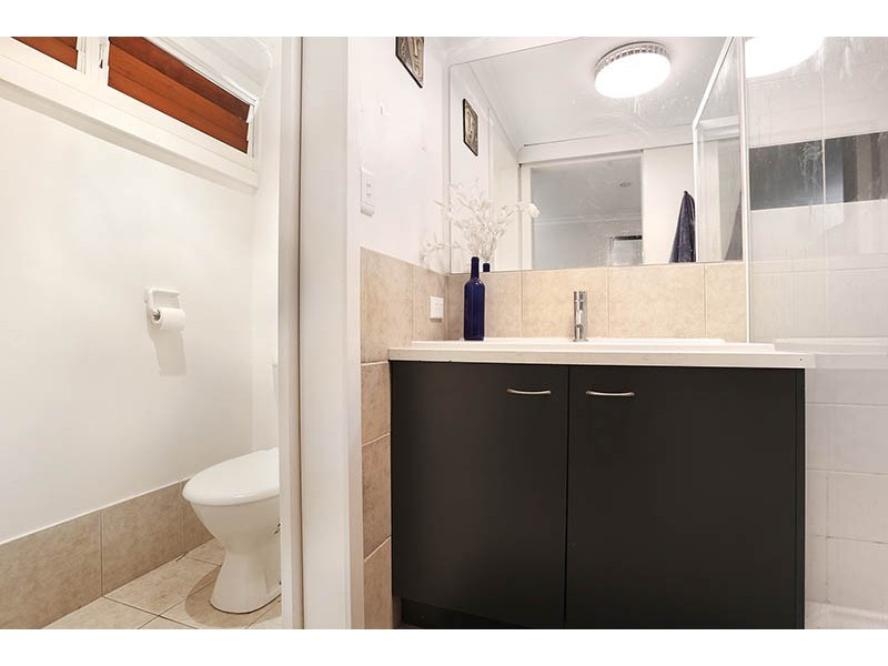 21 Old Landsborough Rd, Beerwah QLD 4519