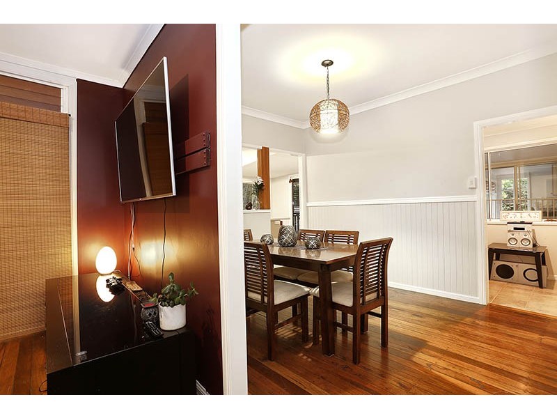 21 Old Landsborough Rd, Beerwah QLD 4519