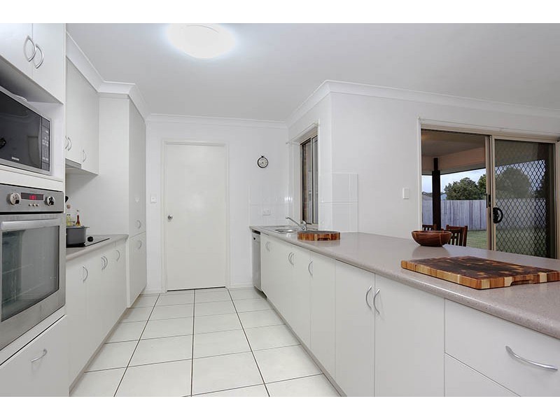 38 Coochin Hills Drive, Beerwah QLD 4519