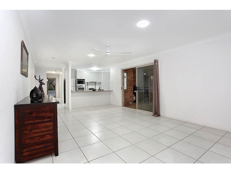 38 Coochin Hills Drive, Beerwah QLD 4519