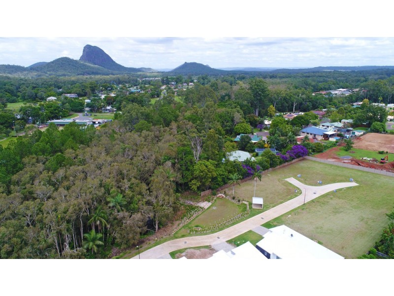PLATINUM COURT 23  Railway Pde, Glass House Mountains QLD 4518