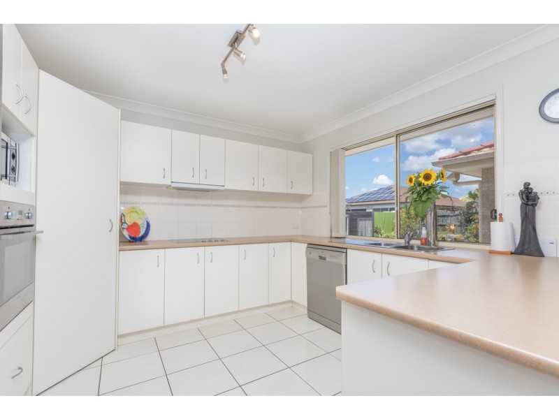 54 Coochin Hills Drive, Beerwah QLD 4519