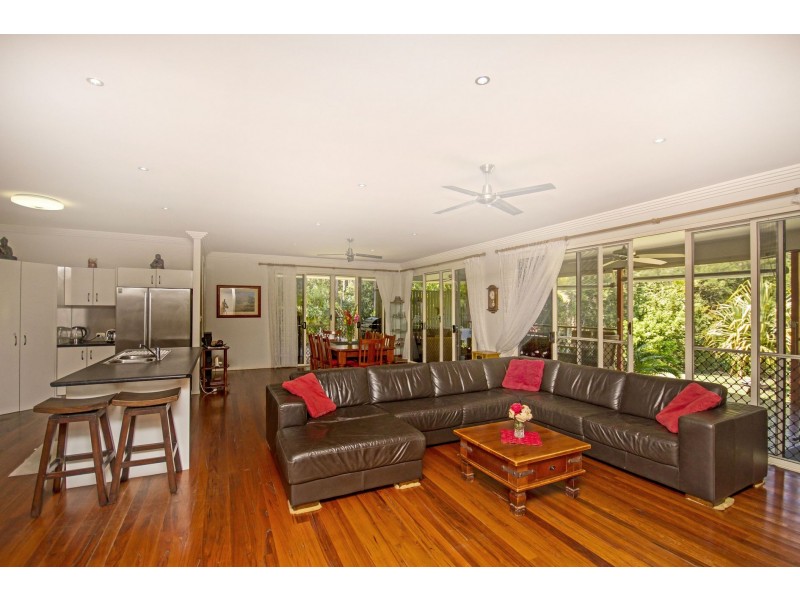 9 Bloomfield Place, Beerwah QLD 4519