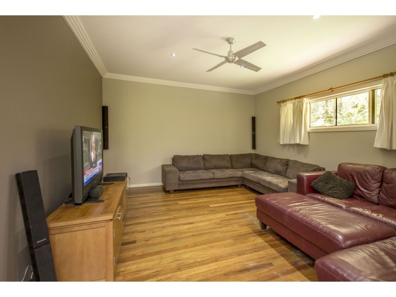 9 Bloomfield Place, Beerwah QLD 4519