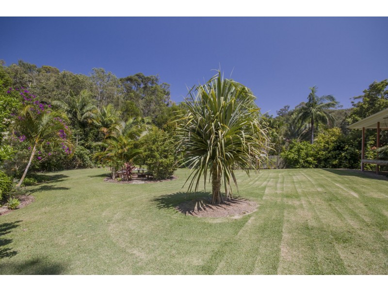 9 Bloomfield Place, Beerwah QLD 4519