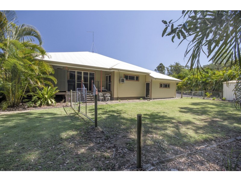 9 Bloomfield Place, Beerwah QLD 4519