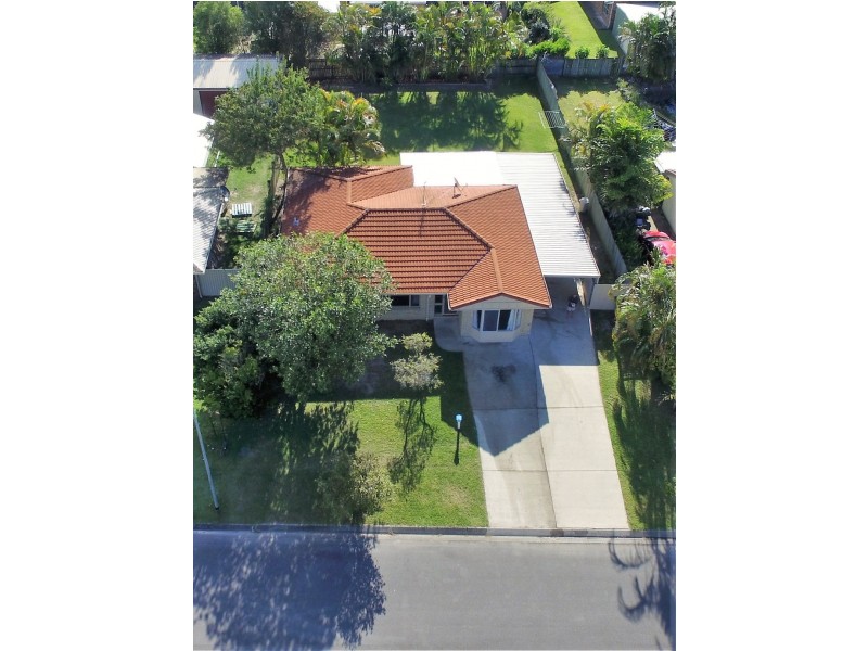 16 Bluegum Street, Landsborough QLD 4550