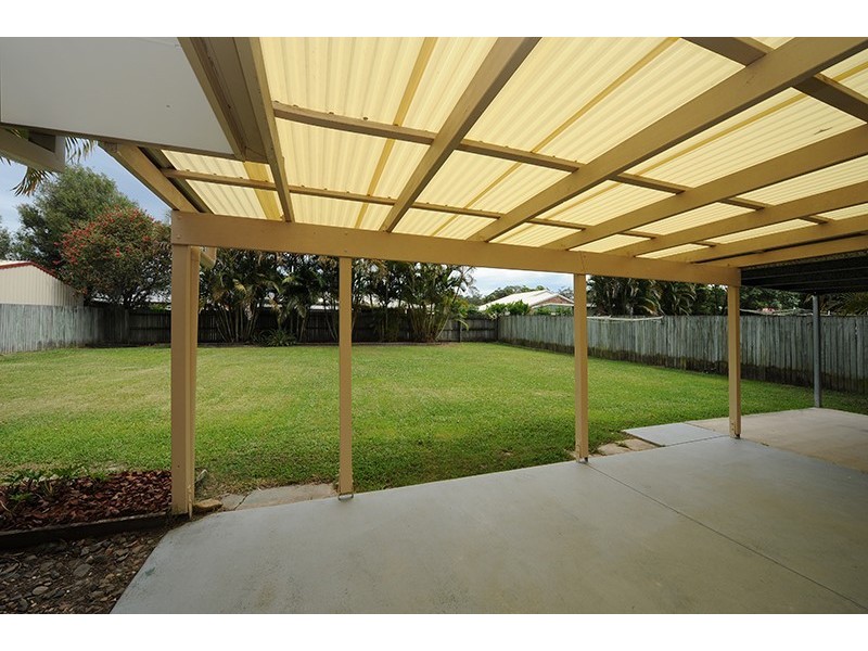 16 Bluegum Street, Landsborough QLD 4550