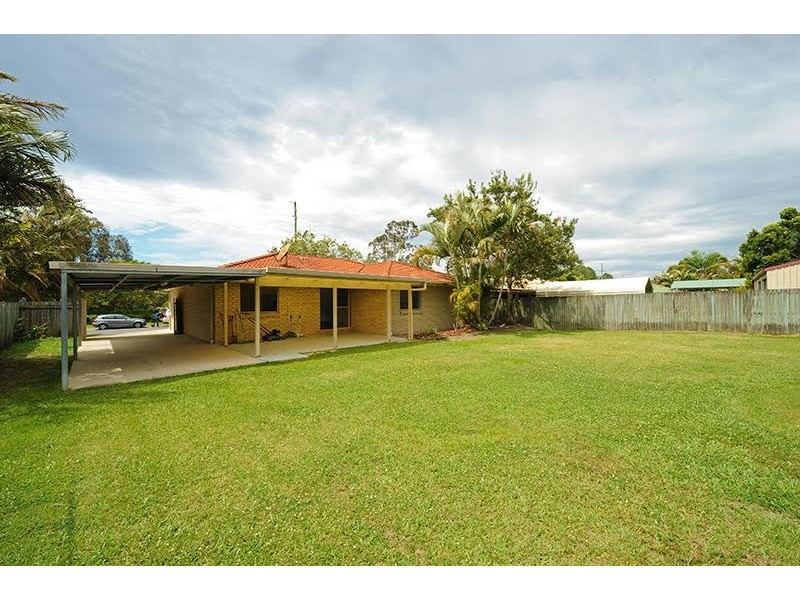 16 Bluegum Street, Landsborough QLD 4550