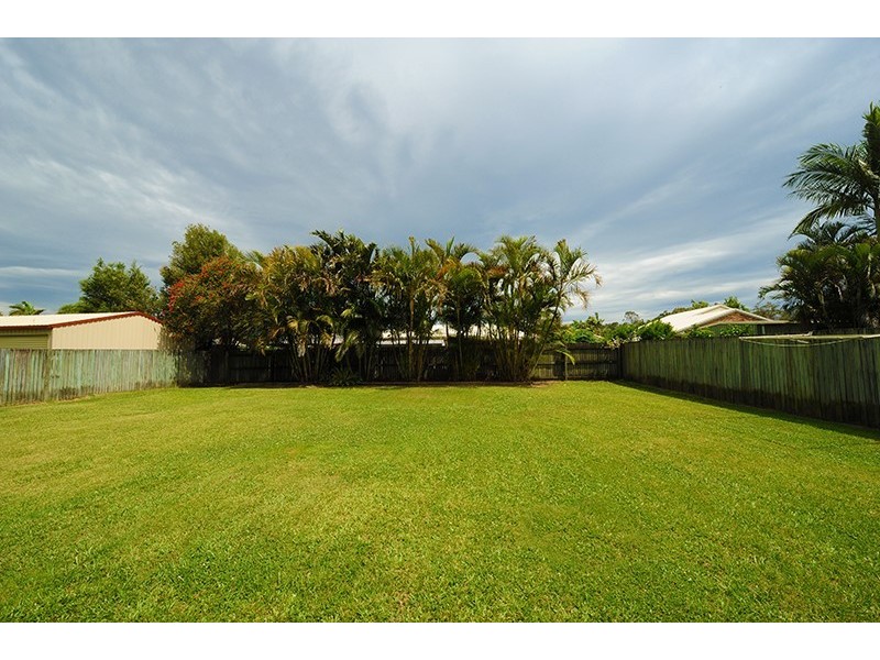 16 Bluegum Street, Landsborough QLD 4550