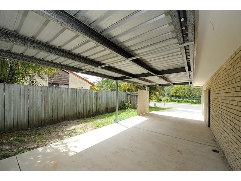 16 Bluegum Street, Landsborough QLD 4550