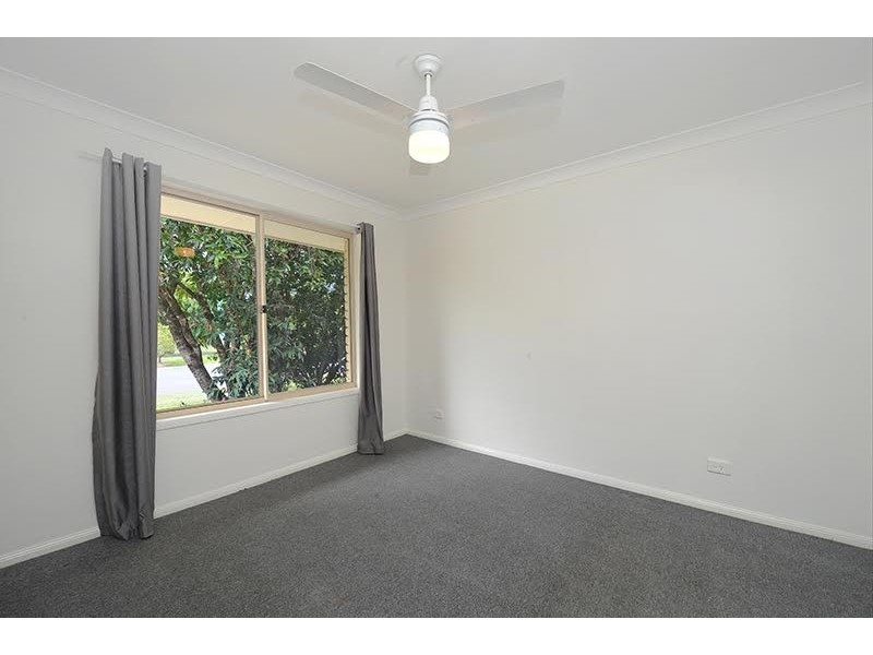 16 Bluegum Street, Landsborough QLD 4550